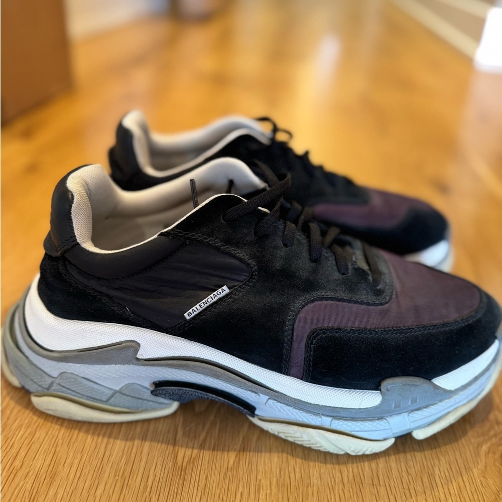 Balenciaga shoes triple S 2.0